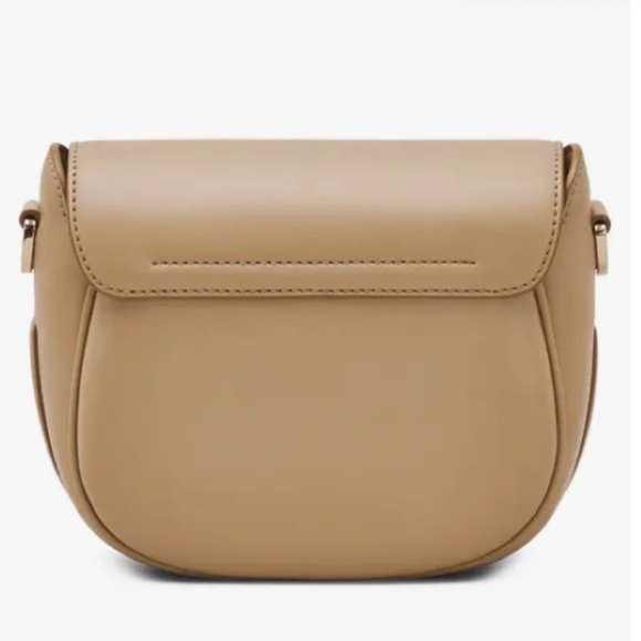NWT $375 Marc Jacobs The Saddle Bag in Camel Leather! - Picture 2 of 5